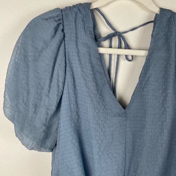 ASTR Revolve Bubble Sleeve Gauze Top Blue Size XS Tie Back Pastel Fairy Preppy - Picture 4 of 10